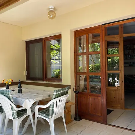 Andiko Vendeghaz * 沃尼奥尔茨沃什海吉