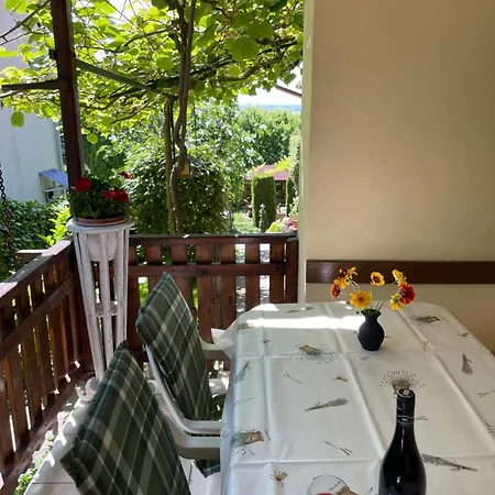 Andiko Vendeghaz Holiday home Vonyarcvashegy