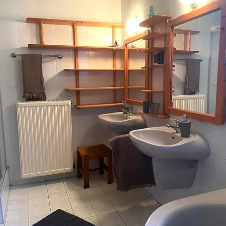 別荘 Andiko Vendeghaz ボニャルツバシュ